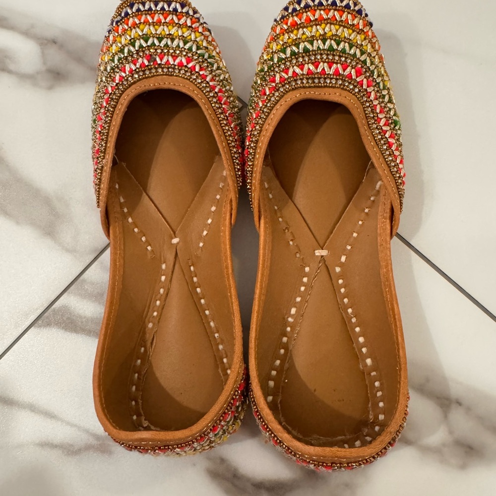 Colorful Embroidered Women's Flats